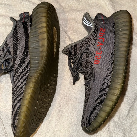 Yeezy Boost 350 V2 'Beluga 2.0' - Picture 2 of 7